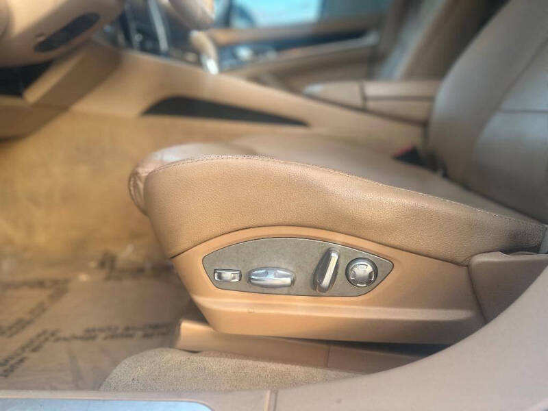 2012 Porsche Panamera 4