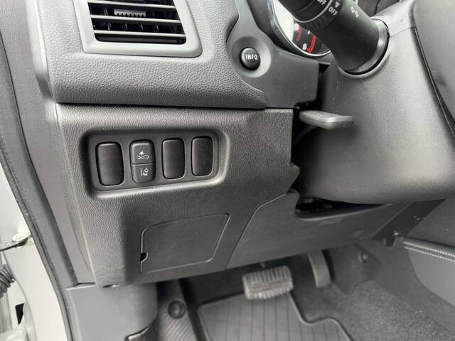 2024 Mitsubishi Outlander Sport ES