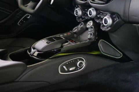 2020 Aston Martin Vantage