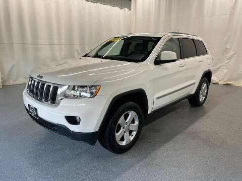 2011 Jeep Grand Cherokee Laredo Photo