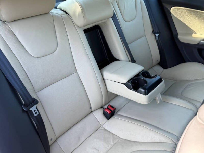 2012 Volvo S60 T5