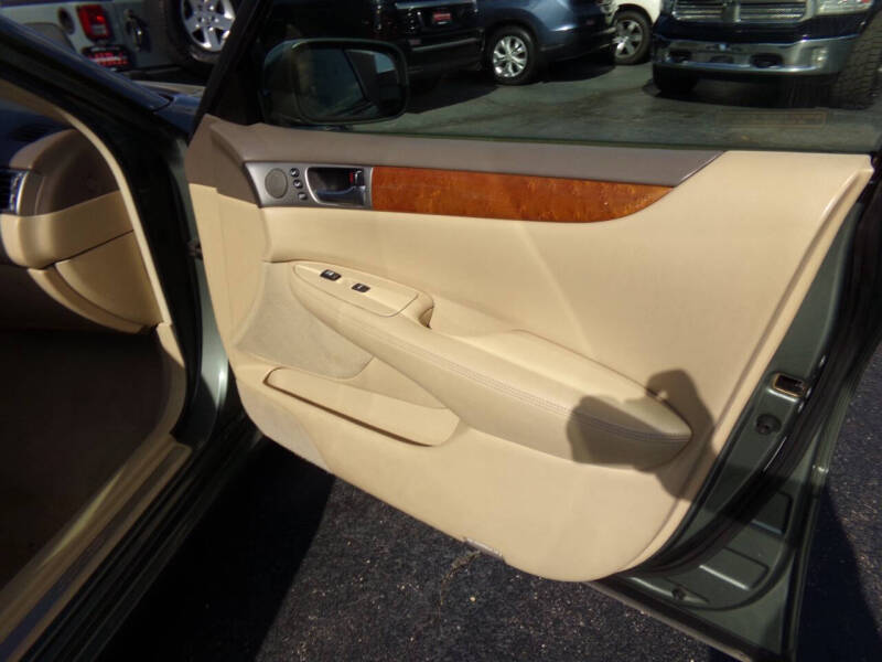 2005 Lexus ES 330
