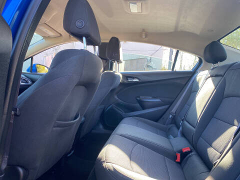 2017 Chevrolet Cruze LT Auto