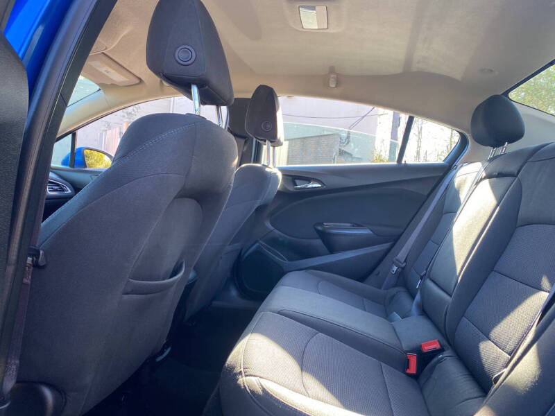 2017 Chevrolet Cruze LT Auto