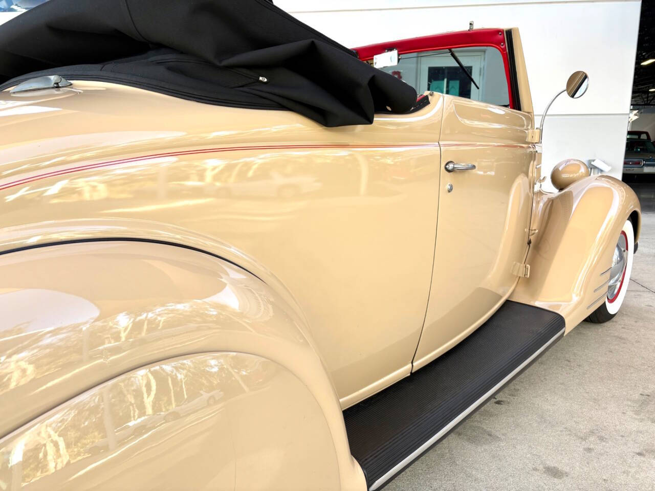 1936 Ford Model 68 18