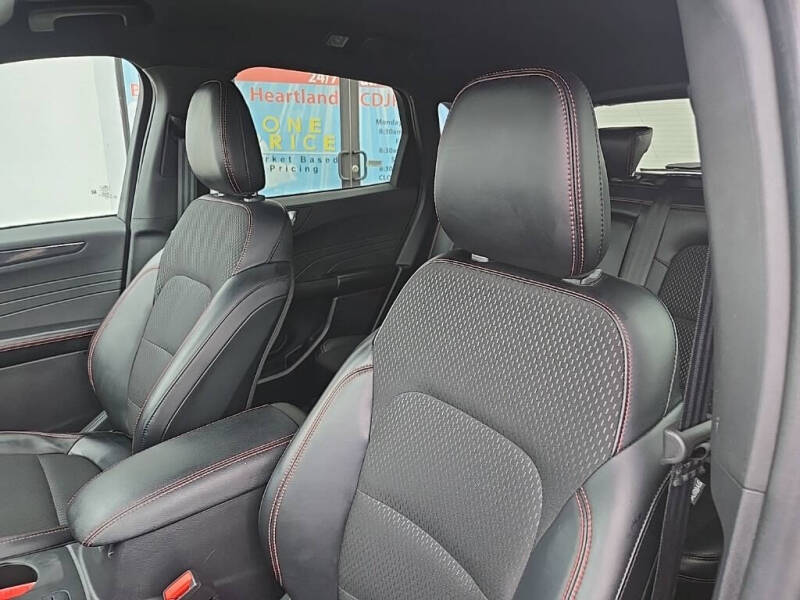 2025 Ford Escape ST-Line