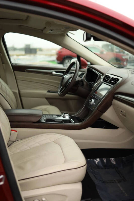 2017 Ford Fusion Platinum