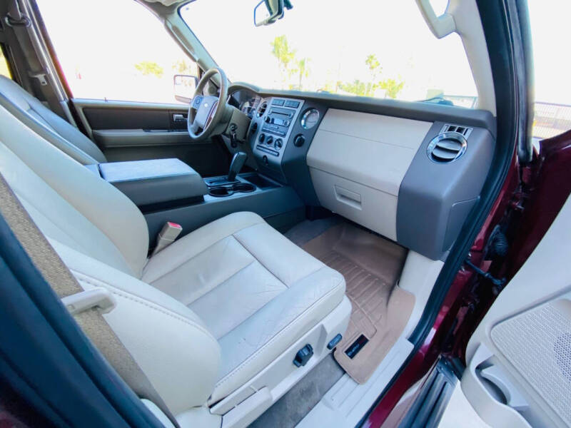 2012 Ford Expedition XLT