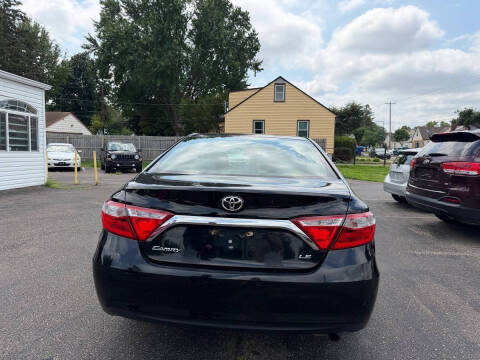 2017 Toyota Camry LE