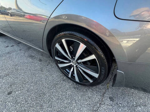 2020 Nissan Altima 2.5 SR