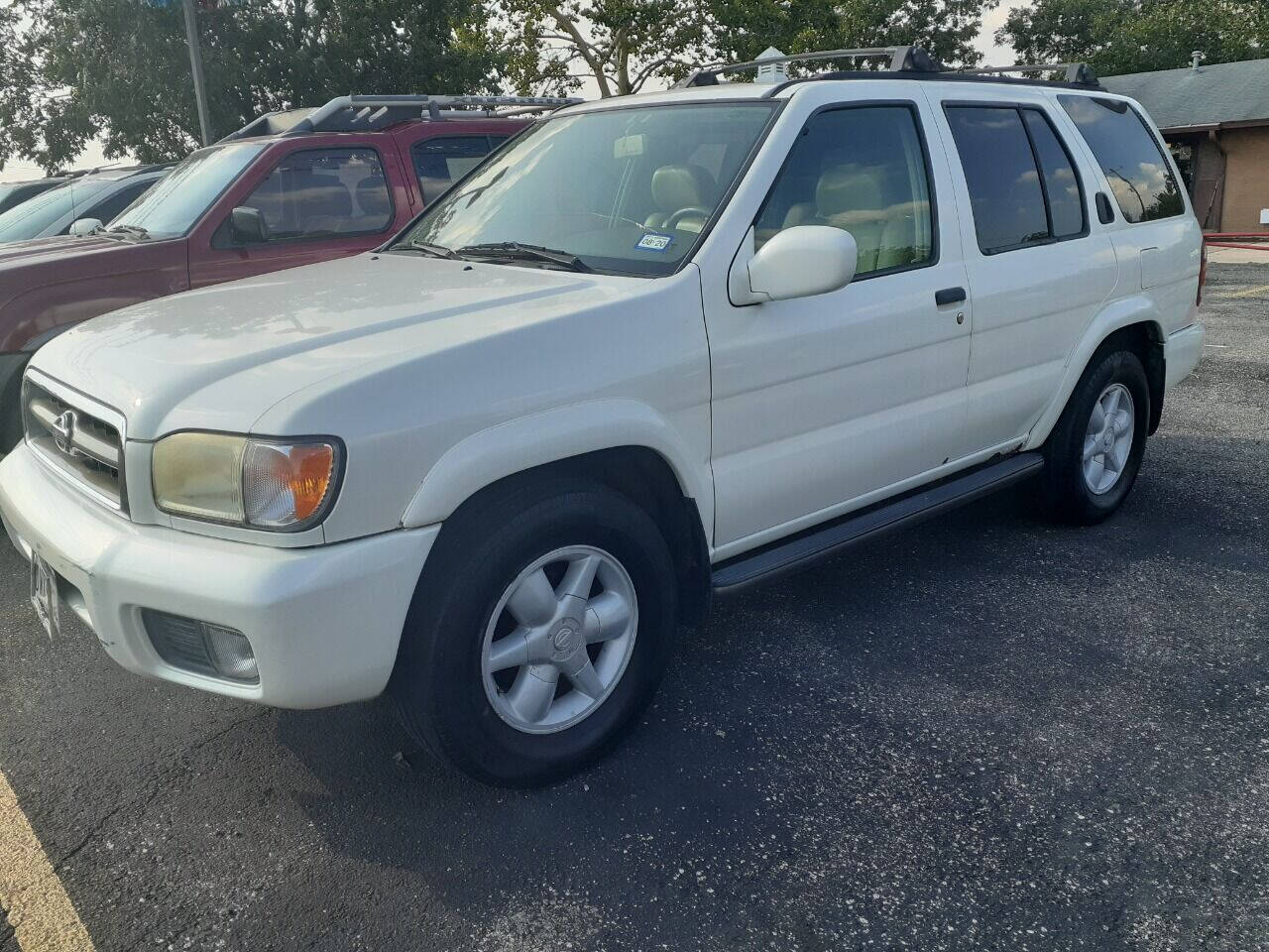 Nissan pathfinder 2000