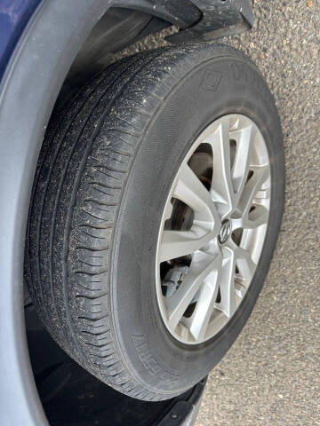 2017 Nissan Rogue Hybrid SV