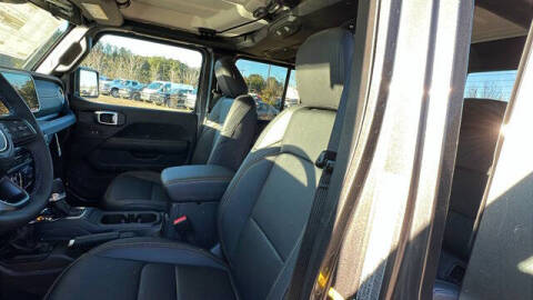 2026 Jeep Gladiator Sahara