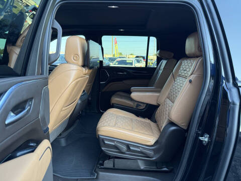 2021 Cadillac Escalade ESV Premium Luxury