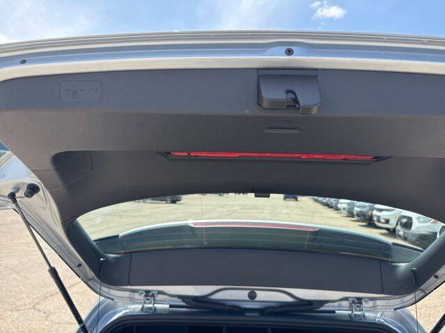 2025 Volkswagen Golf GTI SE