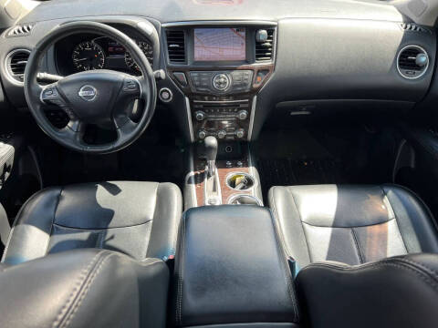 2016 Nissan Pathfinder Platinum