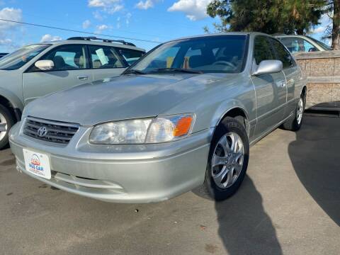 2000 Toyota Camry for sale at M AND S CAR SALES LLC in Independence OR