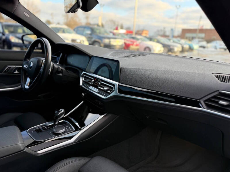 2019 BMW 3 Series 330i xDrive