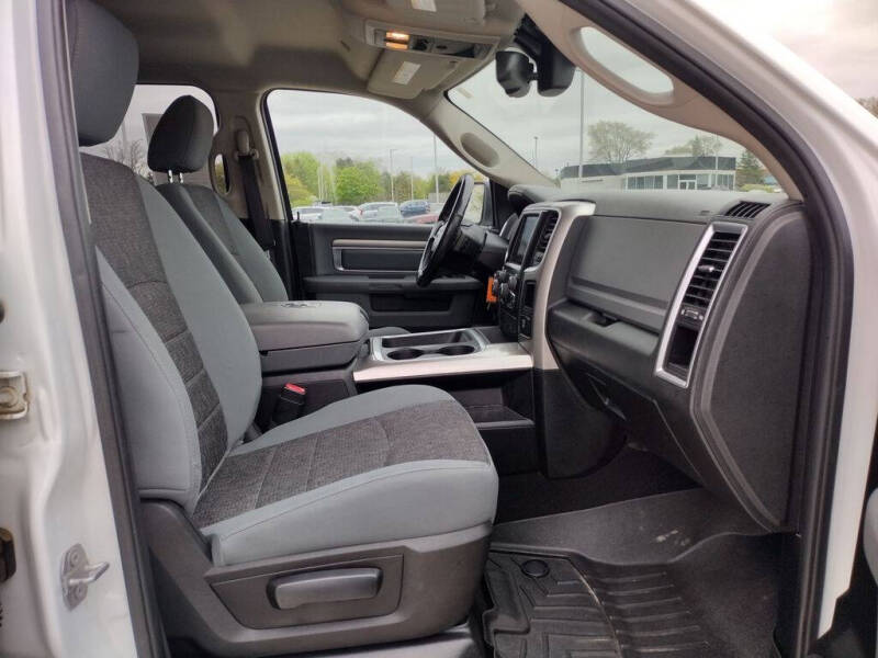 2019 RAM 1500 Classic SLT