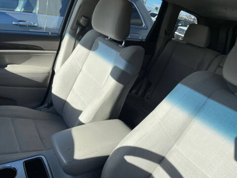 2011 Jeep Grand Cherokee Laredo