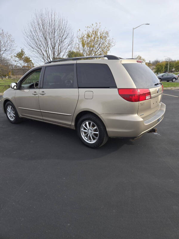 2005 Toyota Sienna XLE 7 Passenger