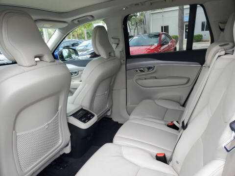 2024 Volvo XC90 B5 Core Bright Theme