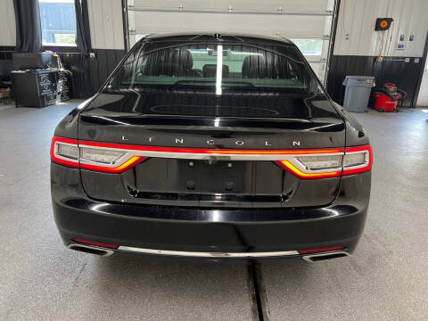 2017 Lincoln Continental Select