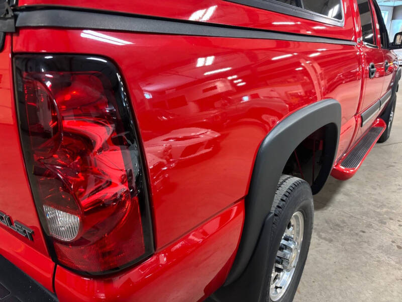 2004 Chevrolet Silverado 2500HD LS
