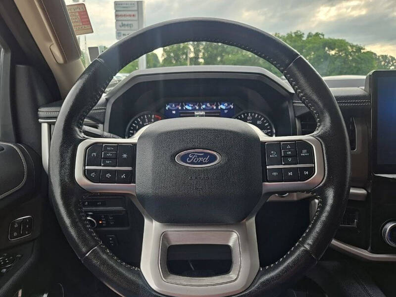 2024 Ford Expedition XLT
