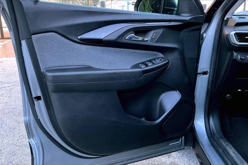 2023 Chevrolet TrailBlazer LS