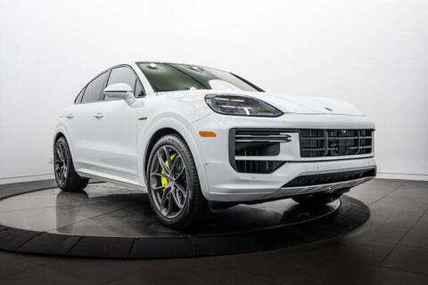 2025 Porsche Cayenne Turbo E-Hybrid Coupe