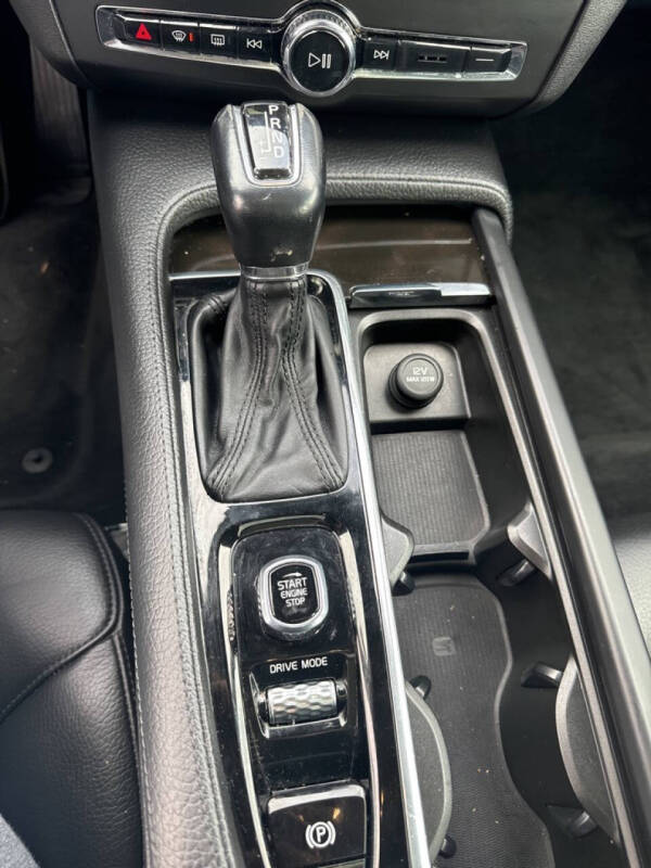 2018 Volvo S90 T5 Momentum