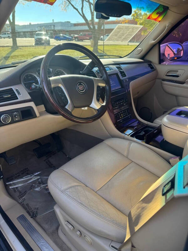 2013 Cadillac Escalade Premium