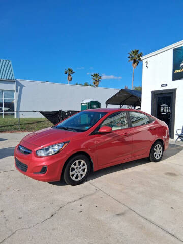 2012 Hyundai Accent GLS