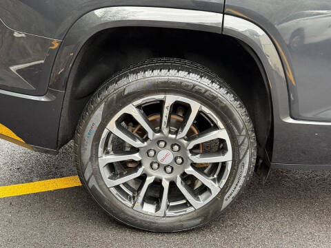 2020 GMC Acadia Denali