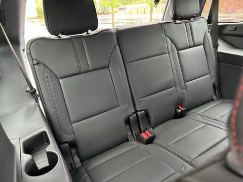 2025 Chevrolet Tahoe RST