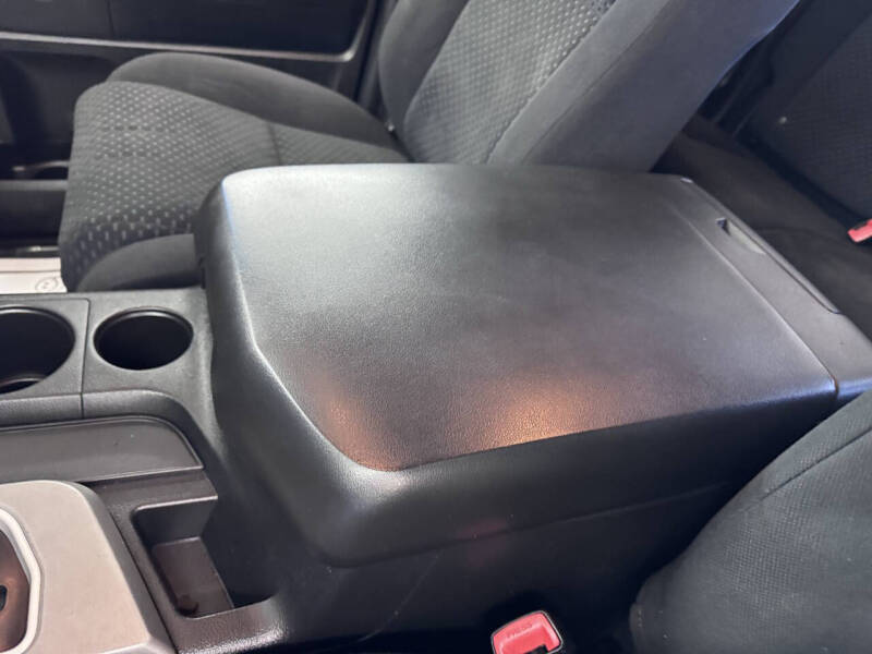 2012 Toyota Tundra Grade