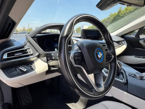 2016 BMW i8