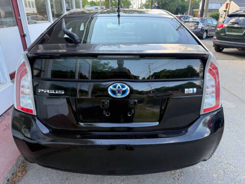 2013 Toyota Prius Two