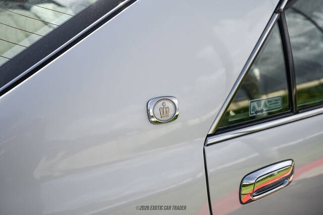 2000 Toyota Crown