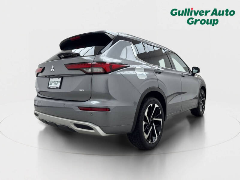 2022 Mitsubishi Outlander SEL