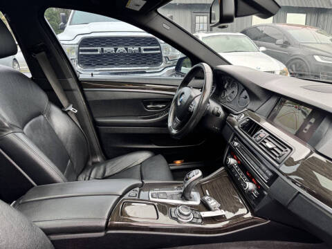 2012 BMW 5 Series 550i