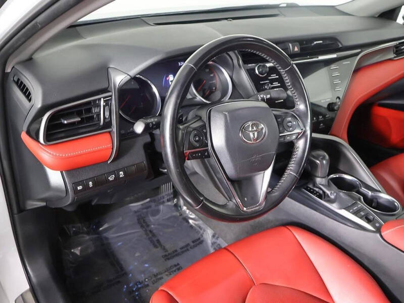 2019 Toyota Camry XSE