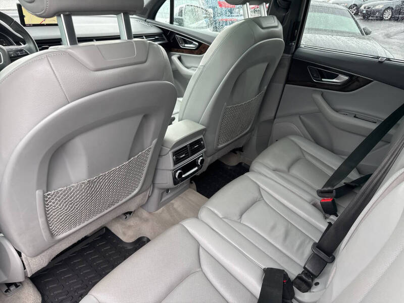 2019 Audi Q7 quattro Prestige 55 TFSI