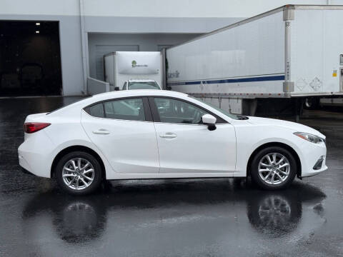 2016 Mazda MAZDA3 i Sport