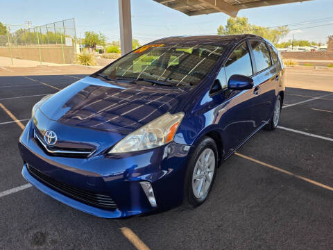 2014 Toyota Prius v Five