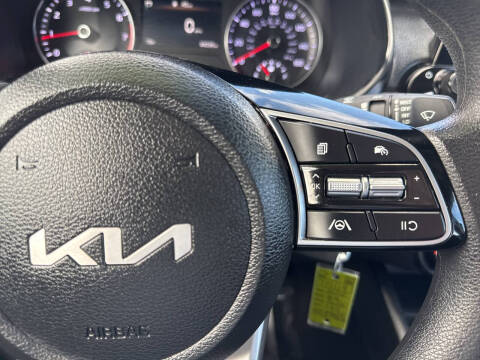 2024 Kia Forte LXS