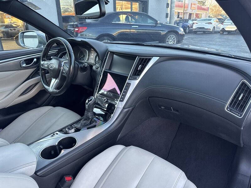 2017 Infiniti Q60 3.0T Premium