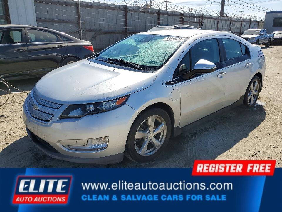 Silver 2013 Chevrolet Volt Premium Premium 4dr Hatchback 1