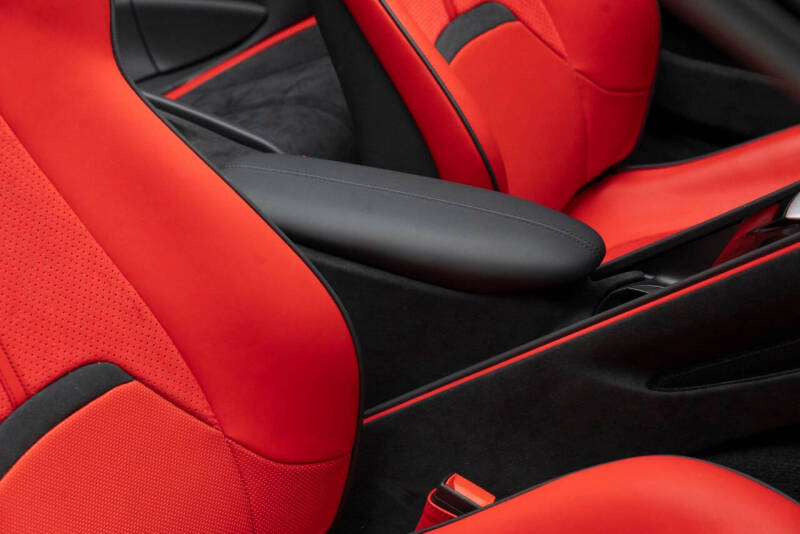 2025 Ferrari Roma Spider